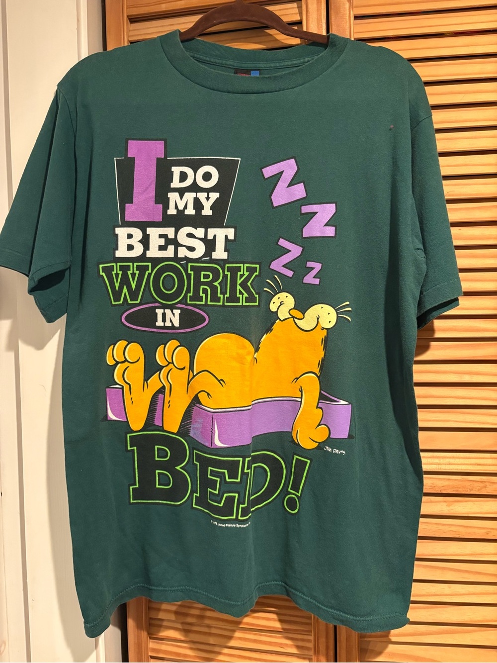 Vintage Garfield The Cat Cartoon T-Shirt Green Jim Davis Sun USA Single Stitch M